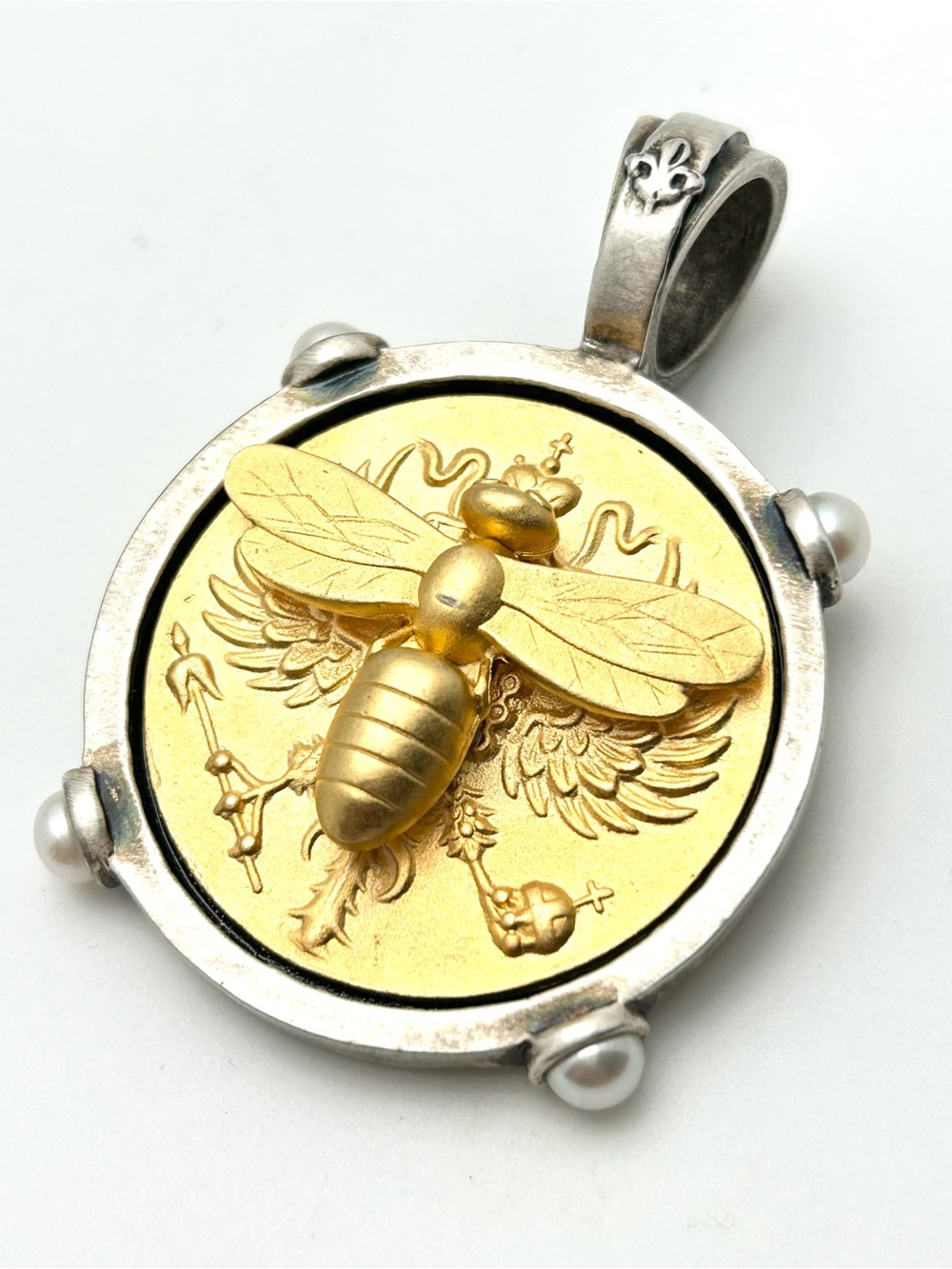 French Kande Canard Miel Bee Medallion Pendant